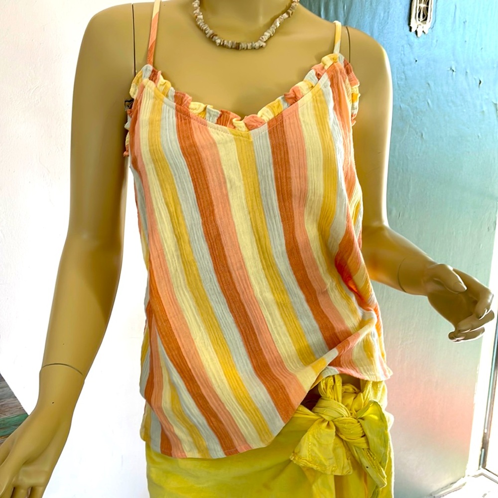 Very cute summer halter nwt